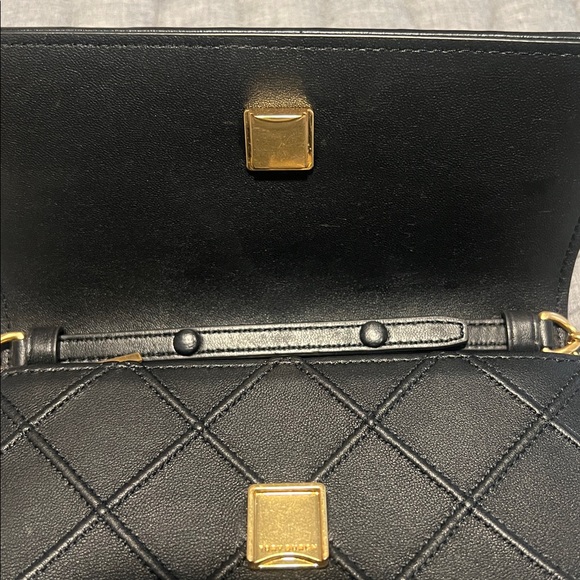 Tory Burch Fleming Quilted Leather Wallet on Chain Crossbody - Picture 6 of 8